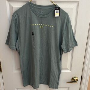 Under Armour Men's Sage Green Short-Sleeve Graphic Tee with Yellow Logo NWT